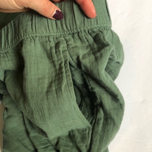 NEW Universal Thread Shorts Small - Picture 9 of 11